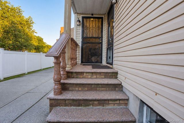 16504 Sayres Avenue 2R, Jamaica, NY 11433