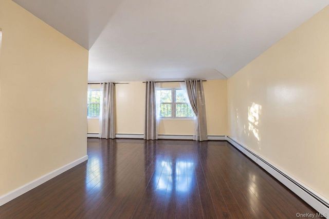 16504 Sayres Avenue 2R, Jamaica, NY 11433