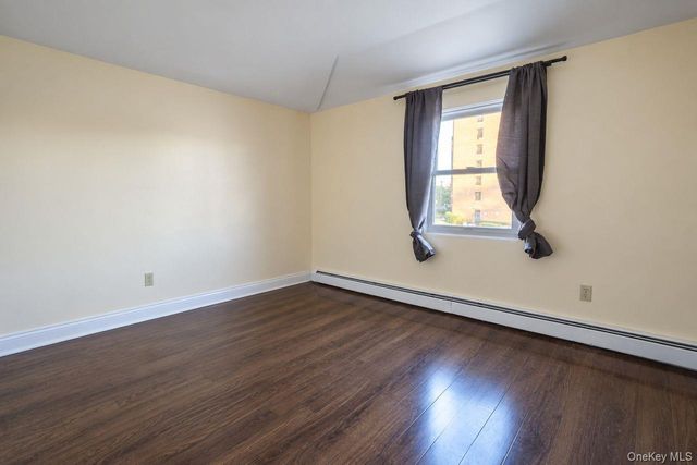 16504 Sayres Avenue 2R, Jamaica, NY 11433