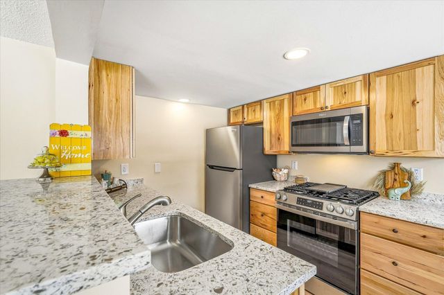 6575 Anoka Street NE, Fridley, MN 55432