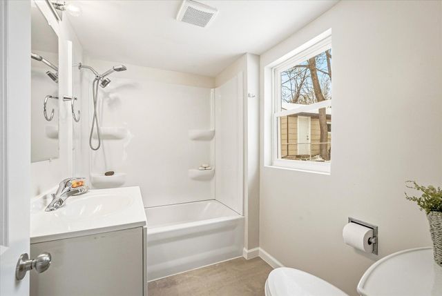 6575 Anoka Street NE, Fridley, MN 55432