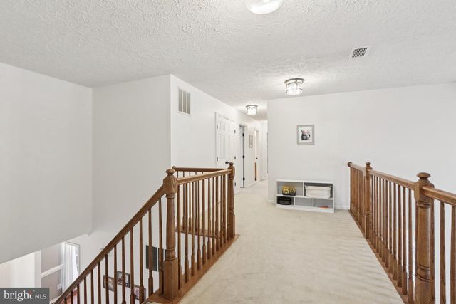 207 CHURCHILL DOWNS CT, Mount Laurel, NJ 08054