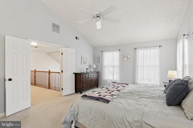 207 CHURCHILL DOWNS CT, Mount Laurel, NJ 08054