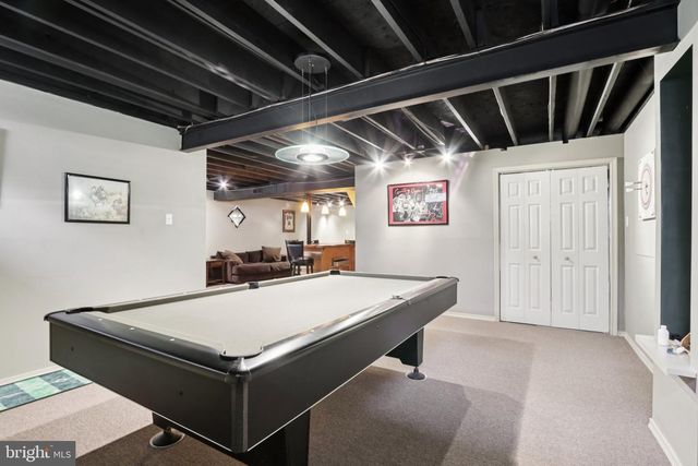 207 CHURCHILL DOWNS CT, Mount Laurel, NJ 08054