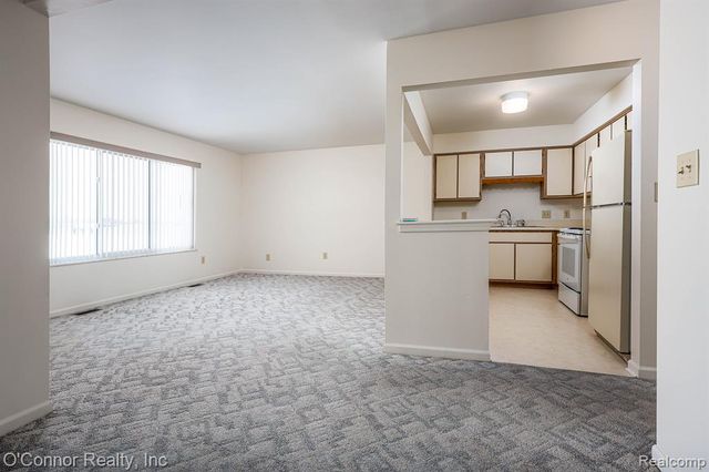 1660 River Road 53, Marysville, MI 48040