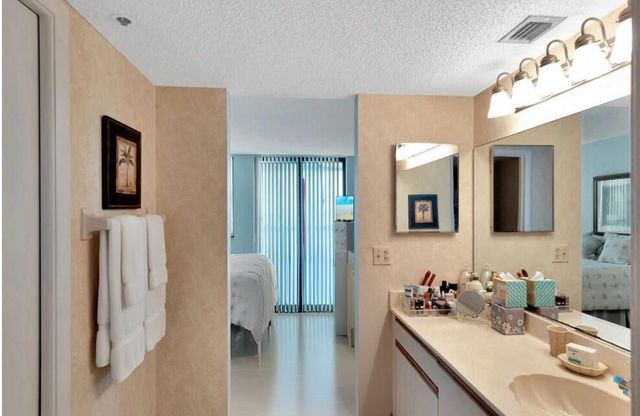 3100 N Hwy A1a Pco5, Fort Pierce, FL 34949