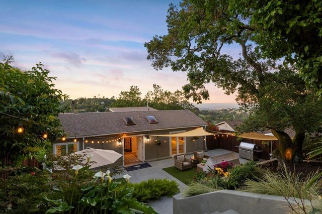313 Lakeview Way, Redwood City, CA 94062