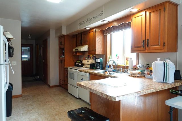 151 N 4TH STREET, Dorchester, WI 54425