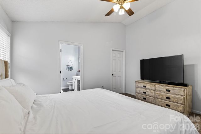 8704 Laurel Run Drive, Charlotte, NC 28269