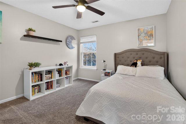 8704 Laurel Run Drive, Charlotte, NC 28269