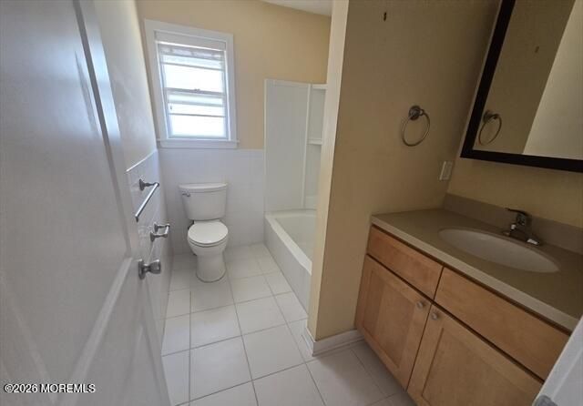 222 N Bay Drive, Bayville, NJ 08721