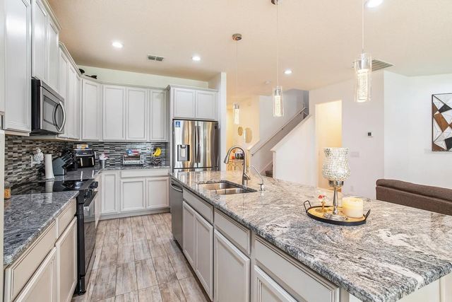 1324 YORKDALE ROAD, Davenport, FL 33837