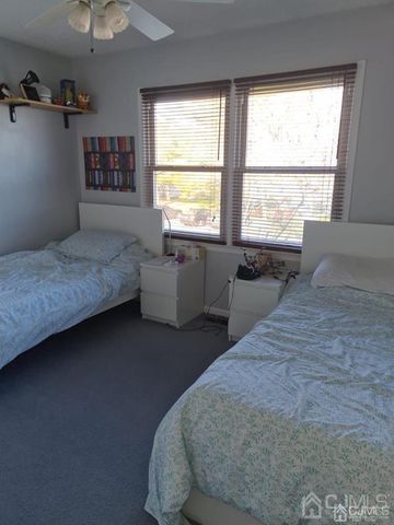 36 Upperbrook Court, Sayreville, NJ 08859