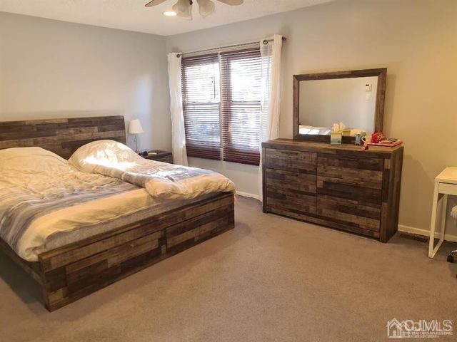 36 Upperbrook Court, Sayreville, NJ 08859