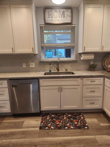 13279 Southshore Drive, Conroe, TX 77304