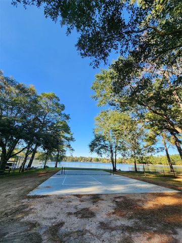 13279 Southshore Drive, Conroe, TX 77304