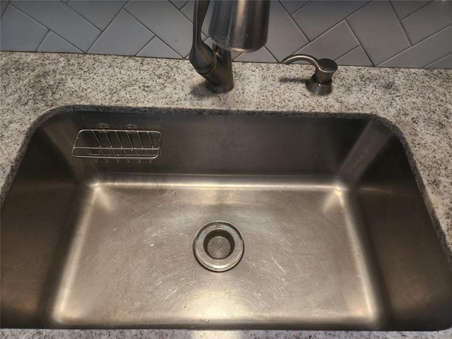 13279 Southshore Drive, Conroe, TX 77304