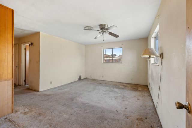 366 N Palm Street, Woodlake, CA 93286