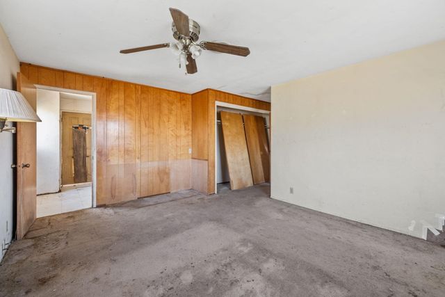 366 N Palm Street, Woodlake, CA 93286