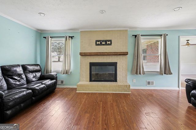 127 Mckinley Drive, Griffin, GA 30224