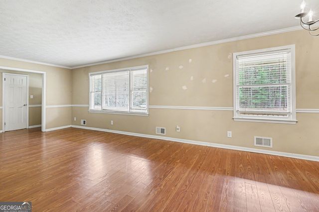 127 Mckinley Drive, Griffin, GA 30224