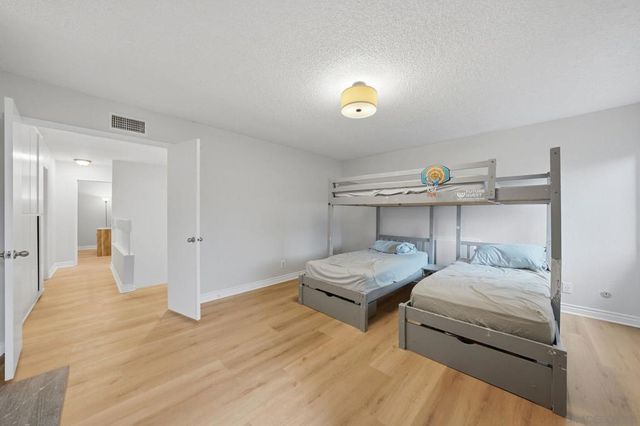 2716 Grade Pl, Spring Valley, CA 91977