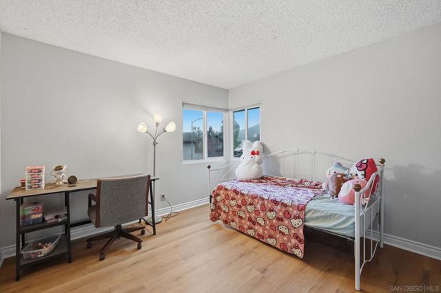 2716 Grade Pl, Spring Valley, CA 91977