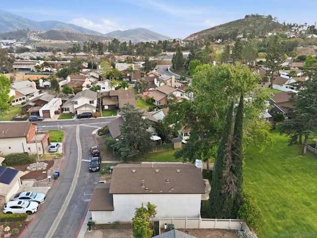 2716 Grade Pl, Spring Valley, CA 91977