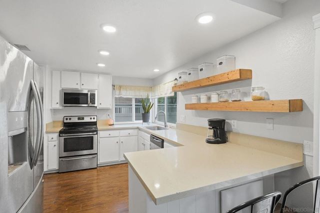 2716 Grade Pl, Spring Valley, CA 91977