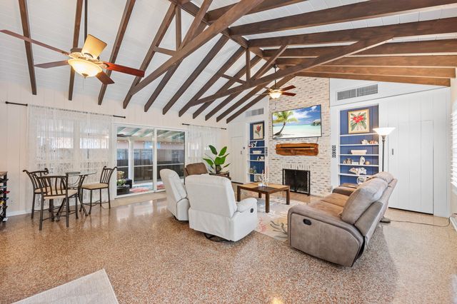 831 N Lakeside Drive, Lake Worth Beach, FL 33460