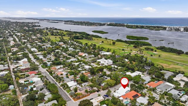 831 N Lakeside Drive, Lake Worth Beach, FL 33460