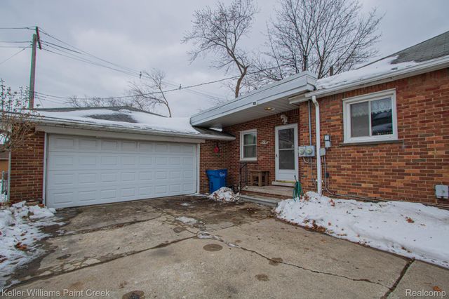 4926 E 12 Mile Road, Warren, MI 48092