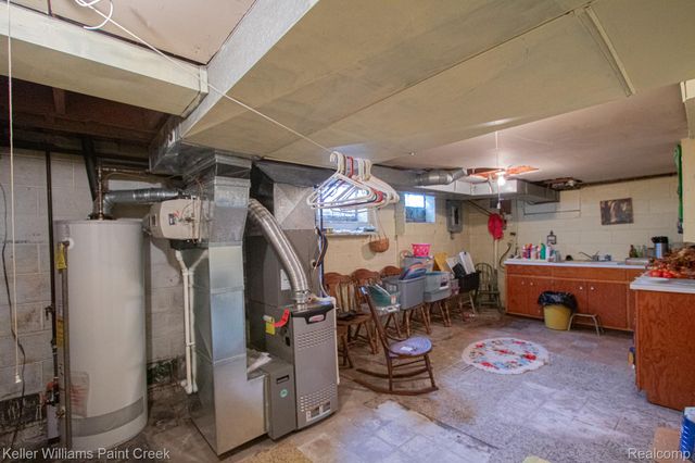 4926 E 12 Mile Road, Warren, MI 48092