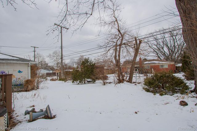 4926 E 12 Mile Road, Warren, MI 48092