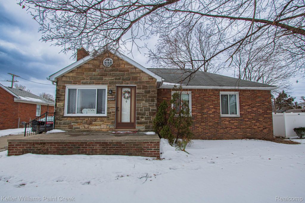 4926 E 12 Mile Road, Warren, MI 48092