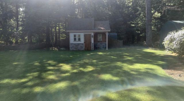15 Tobisset Street, Mashpee, MA 02649