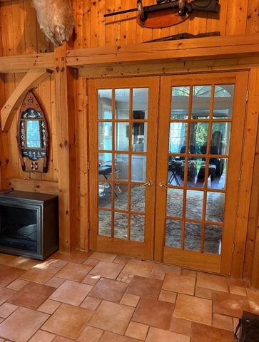 15 Tobisset Street, Mashpee, MA 02649