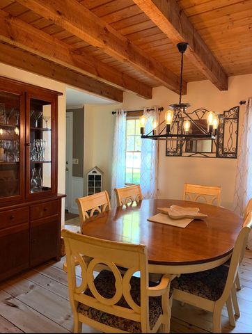 15 Tobisset Street, Mashpee, MA 02649