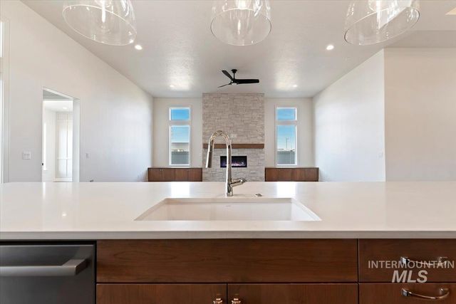 4595 N Arches Ave, Meridian, ID 83646