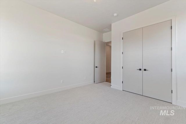 4595 N Arches Ave, Meridian, ID 83646