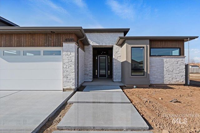 4595 N Arches Ave, Meridian, ID 83646