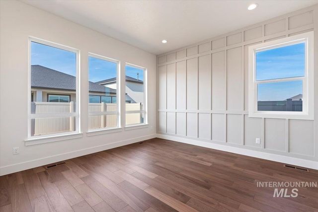 4595 N Arches Ave, Meridian, ID 83646