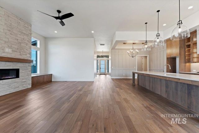 4595 N Arches Ave, Meridian, ID 83646