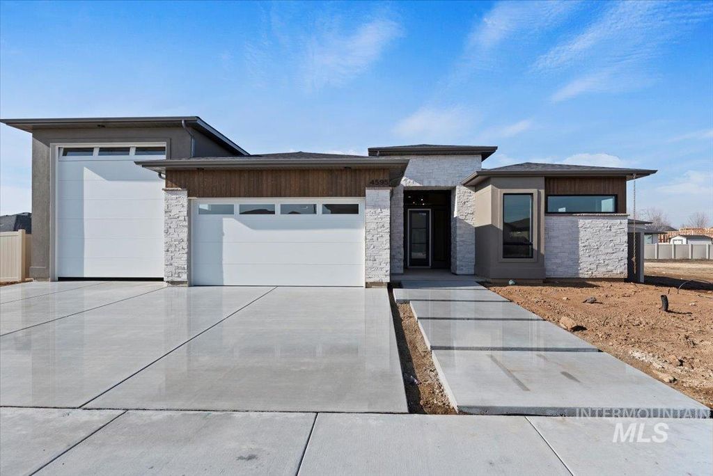 4595 N Arches Ave, Meridian, ID 83646