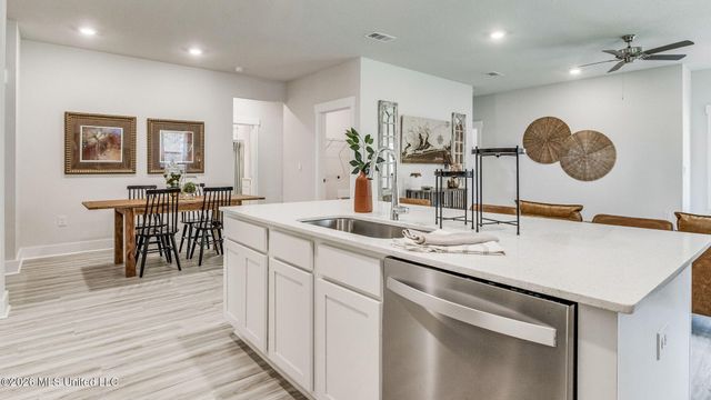 438 Piney Drive, Pearl, MS 39208