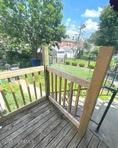 42 3rd Avenue, Roebling, NJ 08554