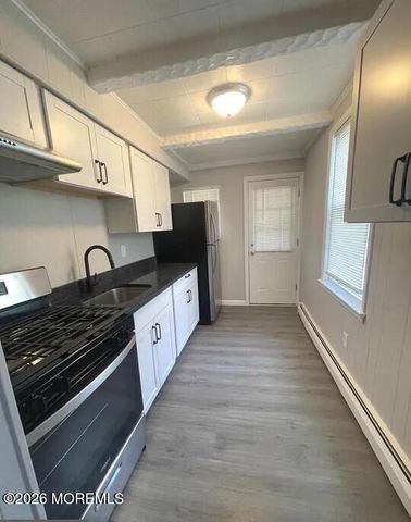 42 3rd Avenue, Roebling, NJ 08554