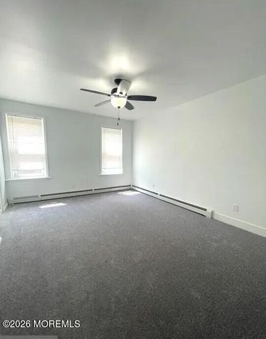 42 3rd Avenue, Roebling, NJ 08554