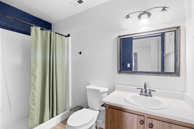 8751 Torrey Way, Elk Grove, CA 95624