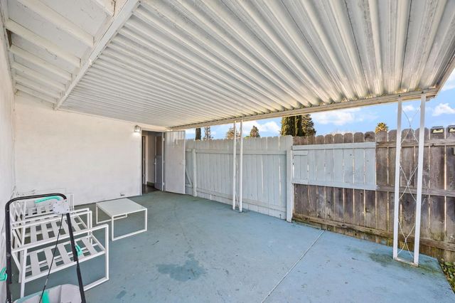8751 Torrey Way, Elk Grove, CA 95624